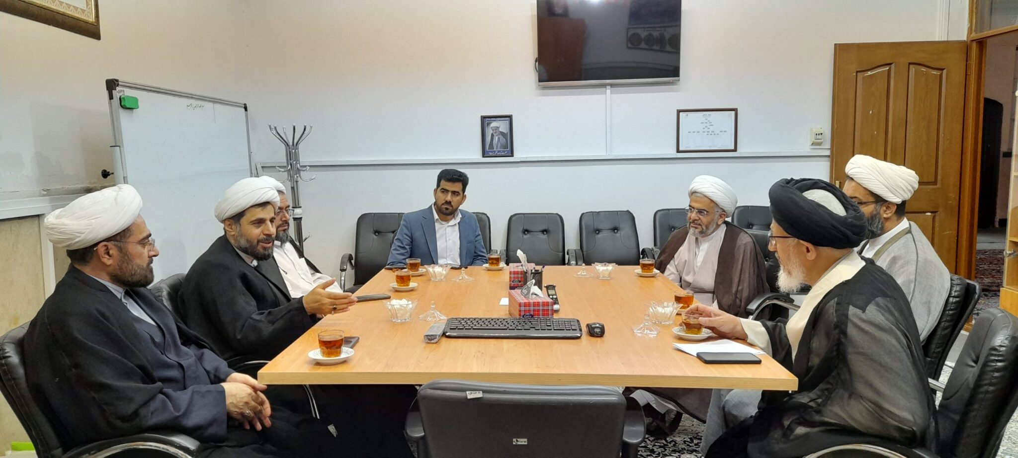 بازدید رییس مرکز تحقیقات کامپیوتری و علوم انسانی اسلامی نور